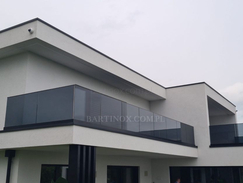 Glasgeländer in einem Aluminiumprofil Glas 12,76 mm VSG ESG Graphitglass Befestigung der Leiste von oben